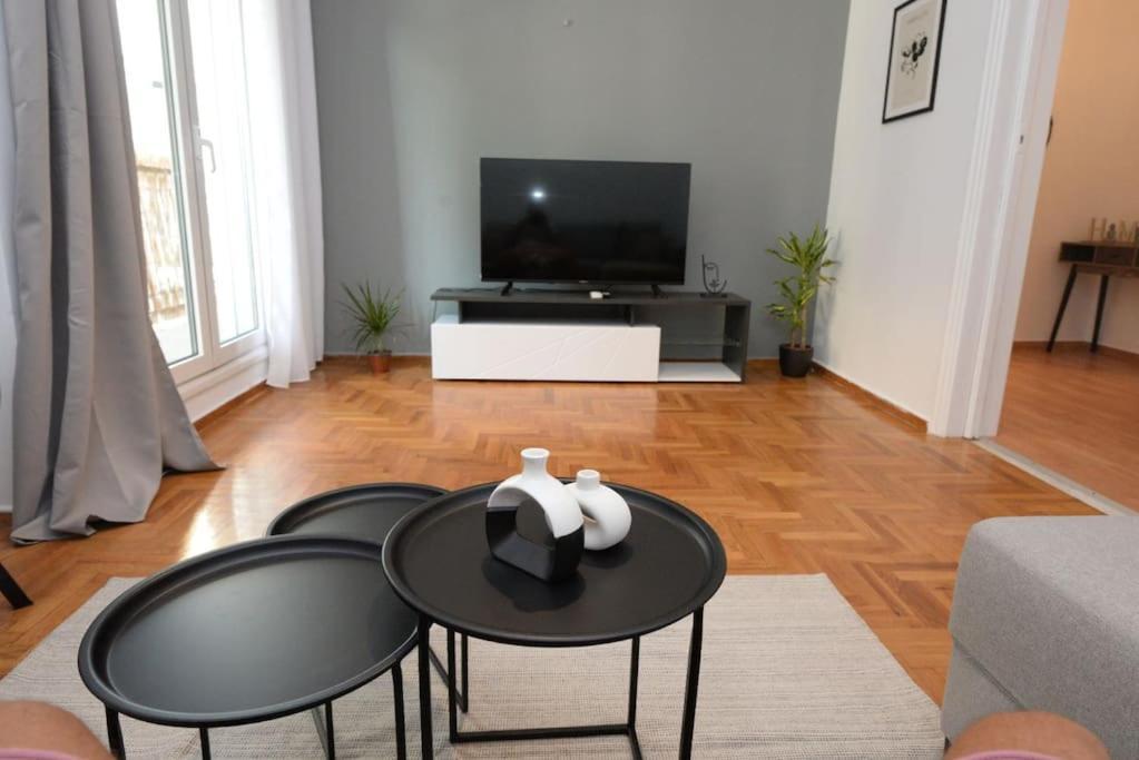 Minimal In Koukaki Apartment Athens